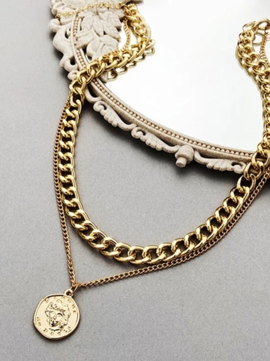 Jewelry - Gold Layered Coin Pendant Choker Necklace
